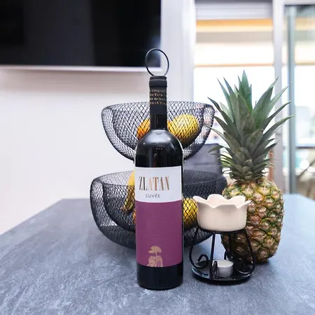 Lägenhet Classy W Terrace@teniscourt *