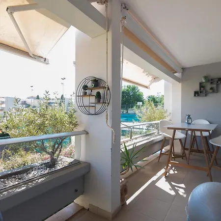 Classy W Terrace@teniscourt Apartman *