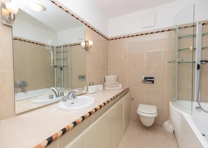 Classy W Terrace@teniscourt * Split