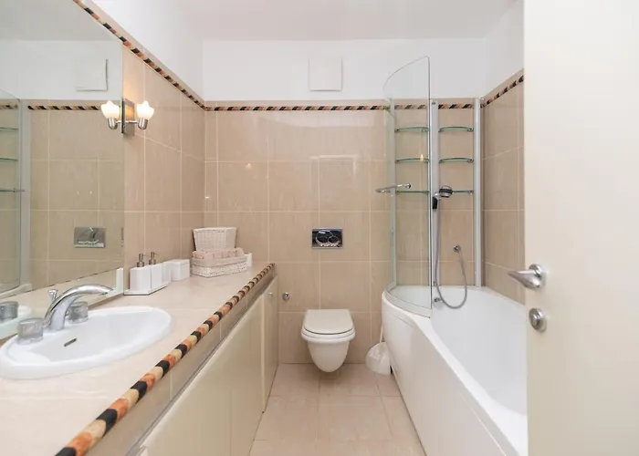 Classy W Terrace@teniscourt * Split