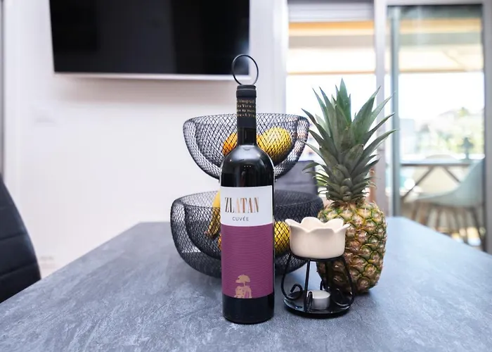 Apartment Classy W Terrace@teniscourt *